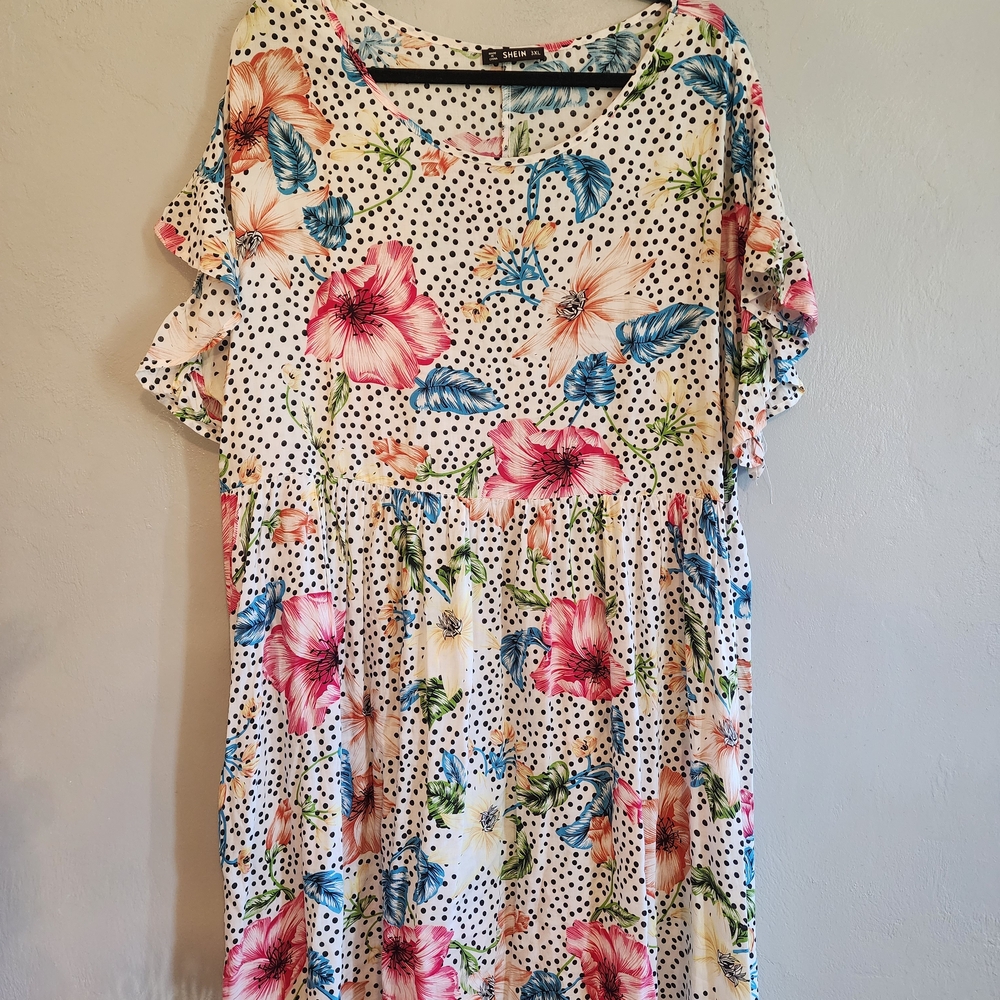 3 For $15 Sale! Multicolor Leaf and Dot Dress - Picture 5 of 7